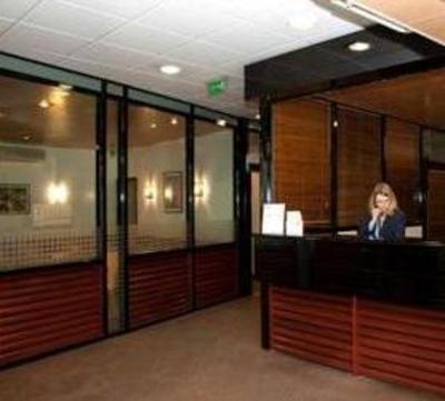 фото отеля Teneo Suites Bordeaux
