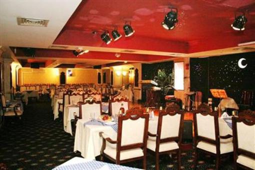 фото отеля Ramee Guestline Deira Hotel