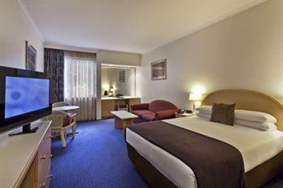 фото отеля Quality Hotel Manor Melbourne
