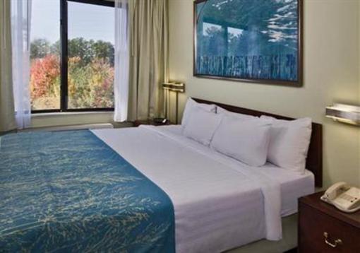 фото отеля SpringHill Suites Raleigh-Durham Airport/Research Triangle Park