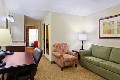 фото отеля Country Inn & Suites Moline Airport