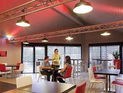 фото отеля Ibis Cergy Pontoise Le Port