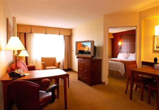 фото отеля Marriott Residence Inn Montreal Airport
