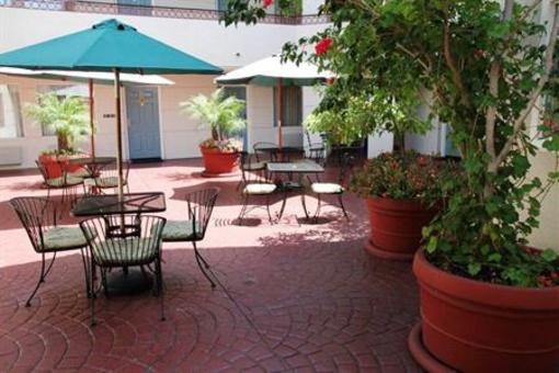 фото отеля BEST WESTERN Suites Hotel Coronado Island