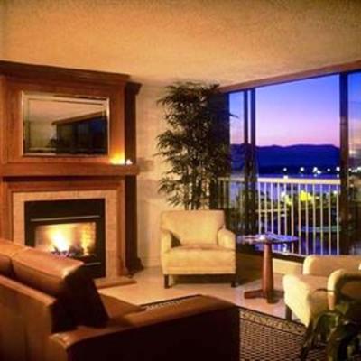фото отеля Oceanfront Grand Resort & Marina Cowichan Bay