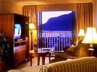 фото отеля Oceanfront Grand Resort & Marina Cowichan Bay