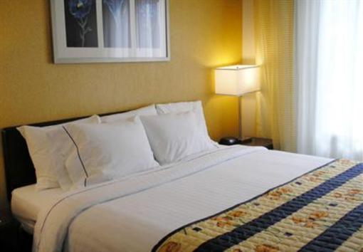 фото отеля SpringHill Suites Pittsburgh Airport