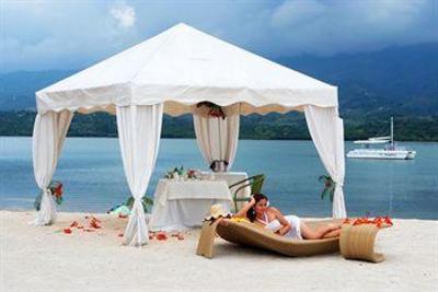 фото отеля Badian Island Resort And Spa