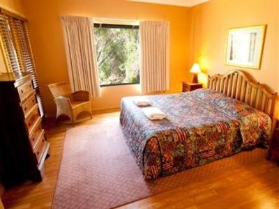 фото отеля Yallingup Forest Resort