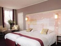Hotel Red Fox