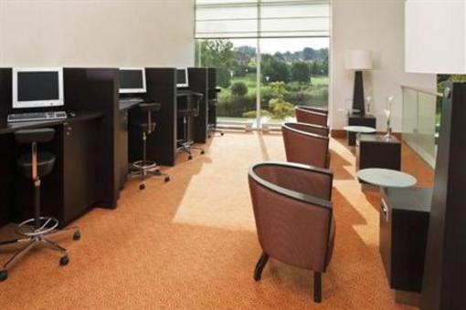 фото отеля Crowne Plaza Hotel Brussels Airport
