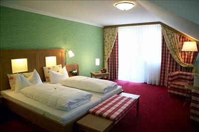 фото отеля Hotel Augustin Bad Staffelstein