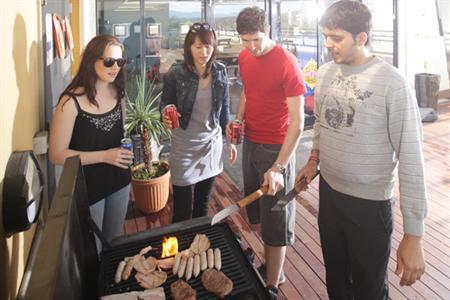 фото отеля Canberra City YHA