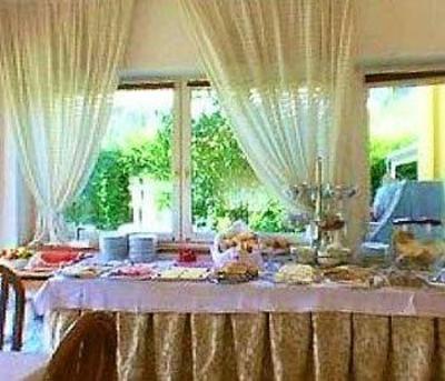 фото отеля Toresela Hotel Nago-Torbole