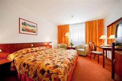 фото отеля Airport Hotel Okecie