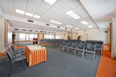 фото отеля Airport Hotel Okecie