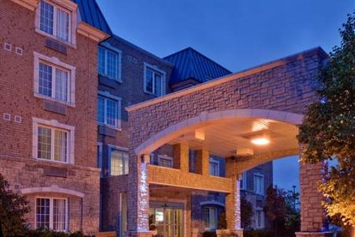 фото отеля Holiday Inn Express Whitby Oshawa