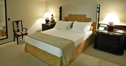фото отеля Bourbon Curitiba Convention Hotel