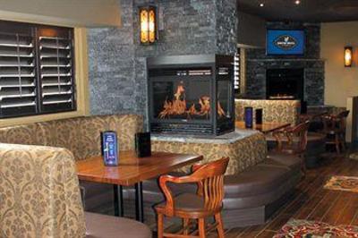 фото отеля Travelodge Hotel & Conference Centre Regina