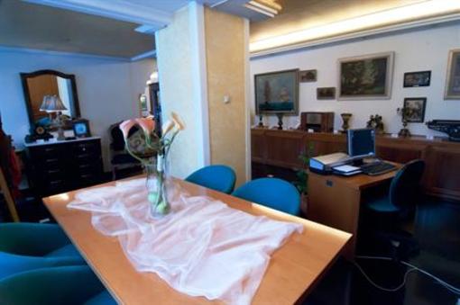 фото отеля Oasis Hotel Apartments Glyfada