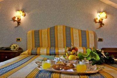 фото отеля BEST WESTERN Hotel Olimpia