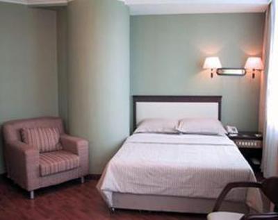 фото отеля International Building Hotel Changchun