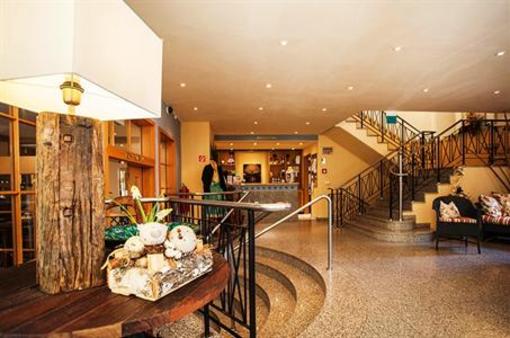 фото отеля Hotel Zum Leineweber Burg