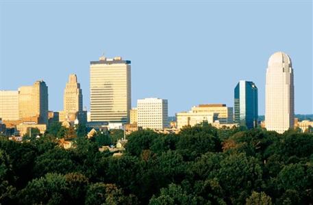 фото отеля Embassy Suites Hotel Winston-Salem