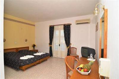 фото отеля Dolphin Bay Hotel
