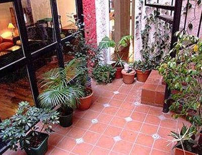фото отеля Hostel Arrabal