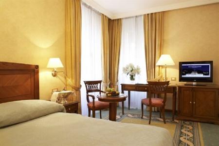 фото отеля Hotel Schweizerhof Luzern