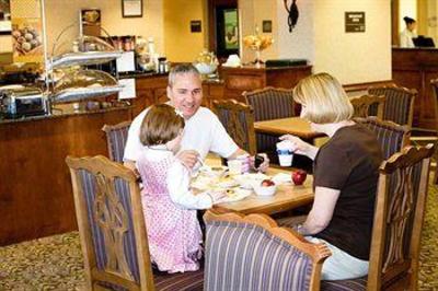 фото отеля Hampton Inn Brownwood