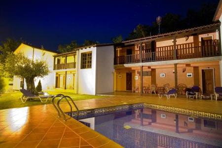 фото отеля Apartamentos Via Nova Lobios