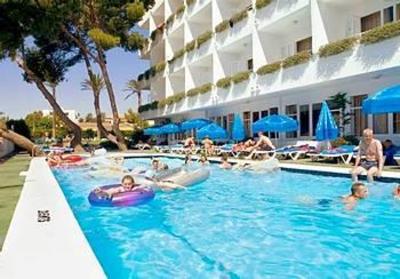 фото отеля Hotasa Sarah Hotel Santa Margalida