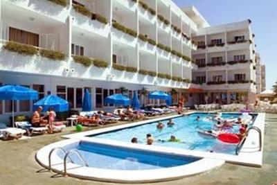 фото отеля Hotasa Sarah Hotel Santa Margalida