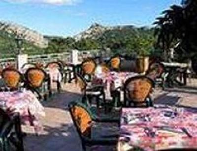 фото отеля Hotel Restaurant La Porte des Cevennes
