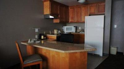 фото отеля Hawthorn Suites by Wyndham Los Angeles