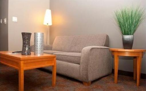 фото отеля Hawthorn Suites by Wyndham Los Angeles