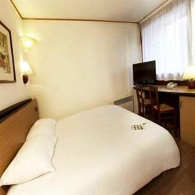 фото отеля Campanile Hotel La Ferte-Bernard