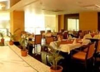 фото отеля The Pride Hotel Ahmedabad