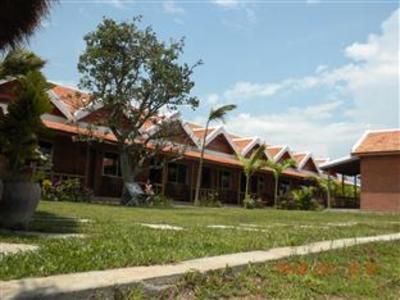 фото отеля Long Villa Inn