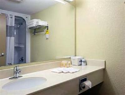 фото отеля Days Inn Thompson