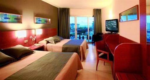 фото отеля Aqua Hotel Onabrava Santa Susanna