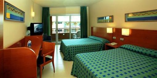 фото отеля Aqua Hotel Onabrava Santa Susanna