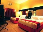 фото отеля Microtel Inn & Suites Davao