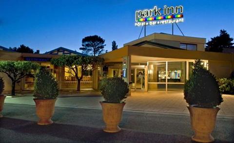 фото отеля Park Inn Orange