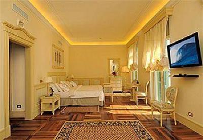фото отеля Hotel De Paris Sanremo
