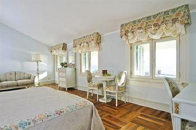 фото отеля Hotel De Paris Sanremo