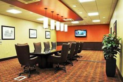 фото отеля Hampton Inn & Suites Cincinnati/Uptown-University Area