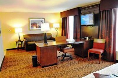 фото отеля Hampton Inn & Suites Cincinnati/Uptown-University Area